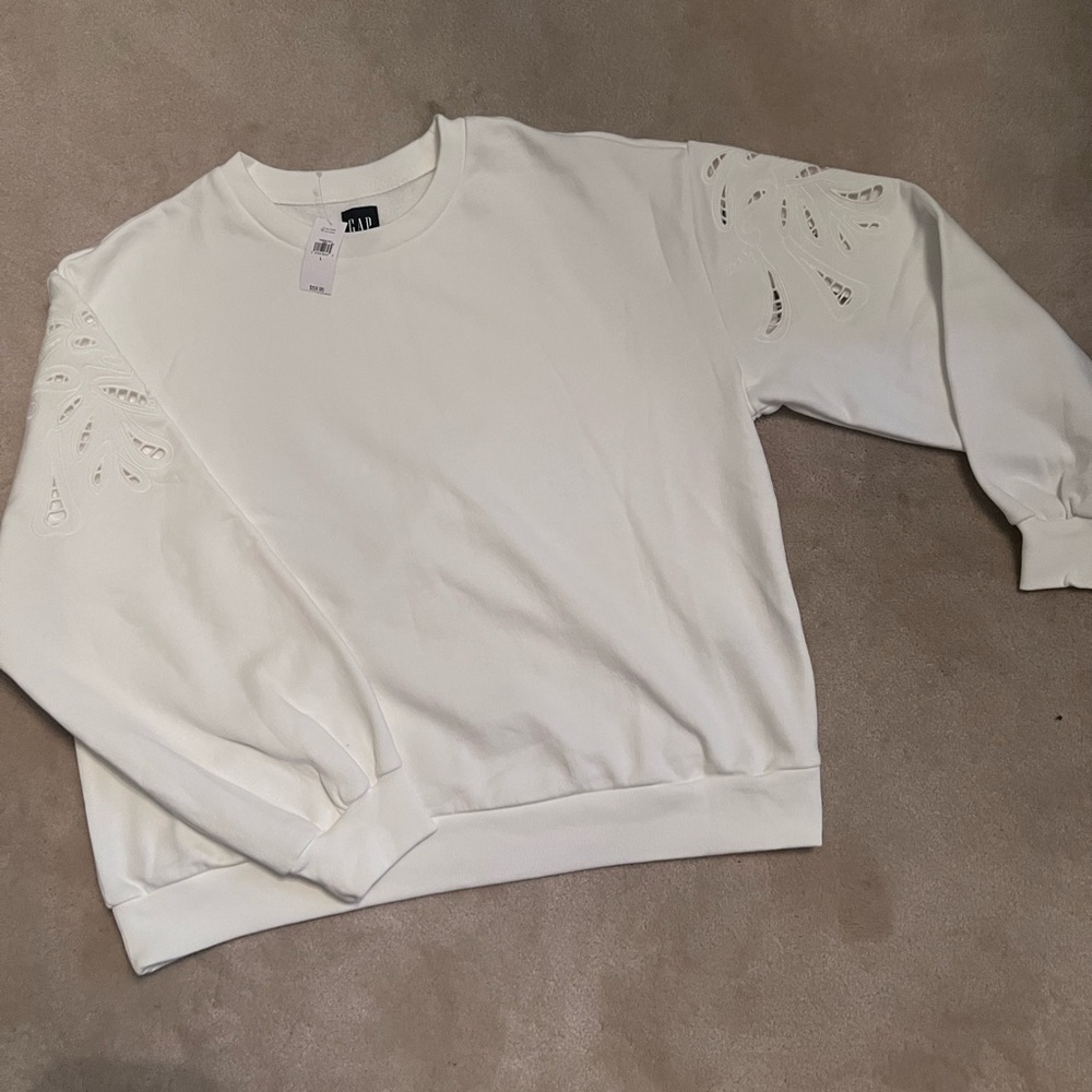 GAP White Crew Neck Sweater Soft Cotton Casual Fit